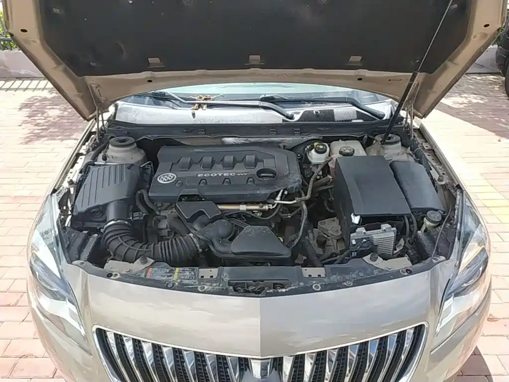 Buick Regal 2015 — фото 20