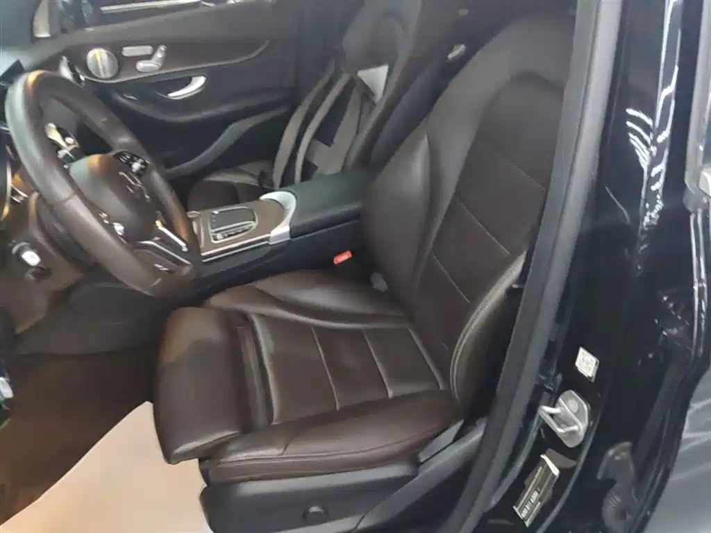 Mercedes-Benz GLC 2020 — фото 15