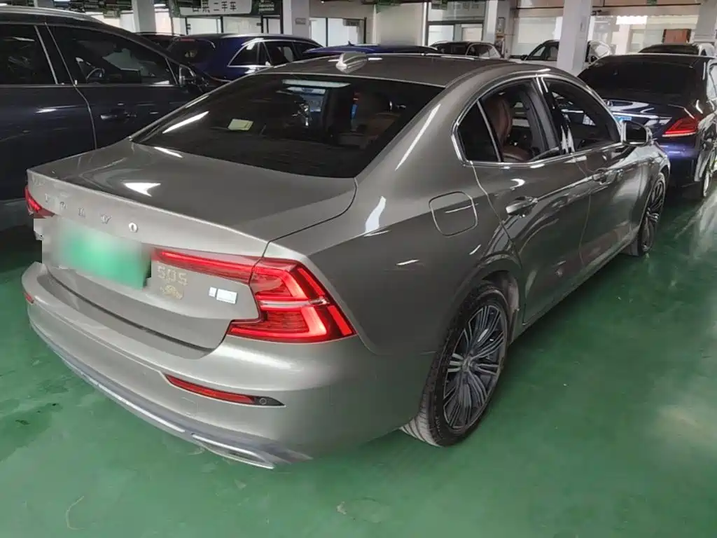 Volvo S60 PHEV 2021
