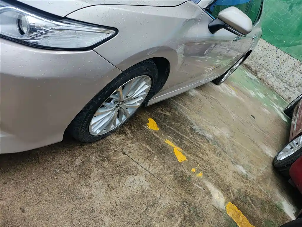 Toyota Camry 2019 — фото 23