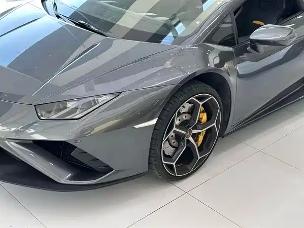 Lamborghini Huracan 2020