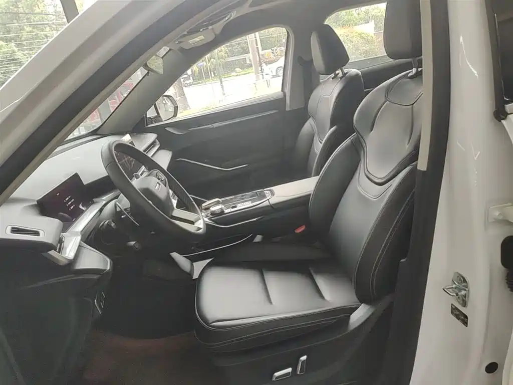 Haval H6 2023 — фото 15