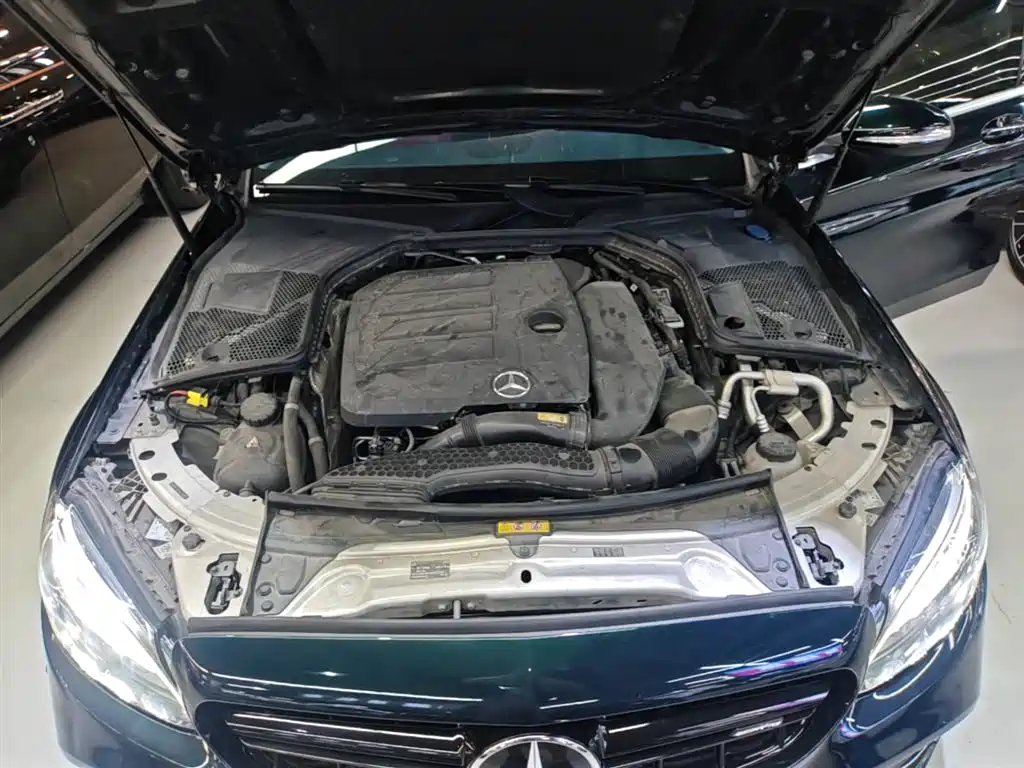 Mercedes-Benz C-Class 2020 — фото 20