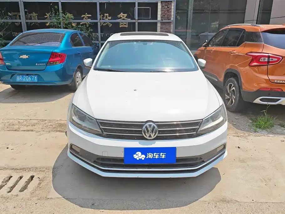 Volkswagen Sagitar 2017