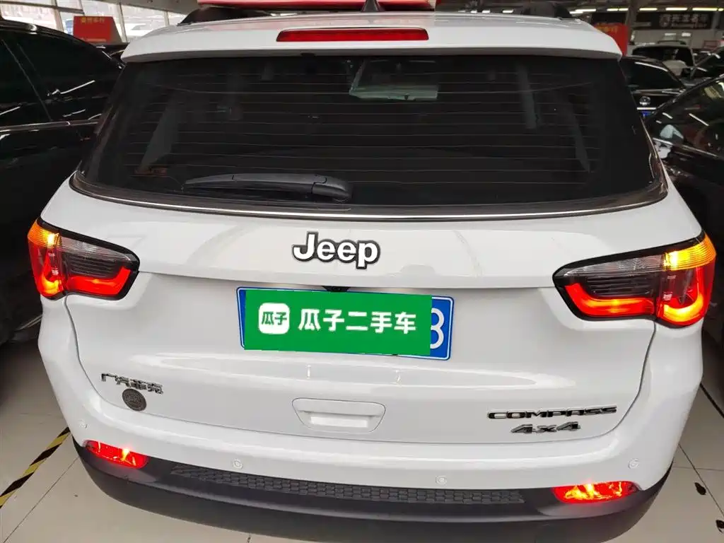 Jeep Compass 2021 — фото 6