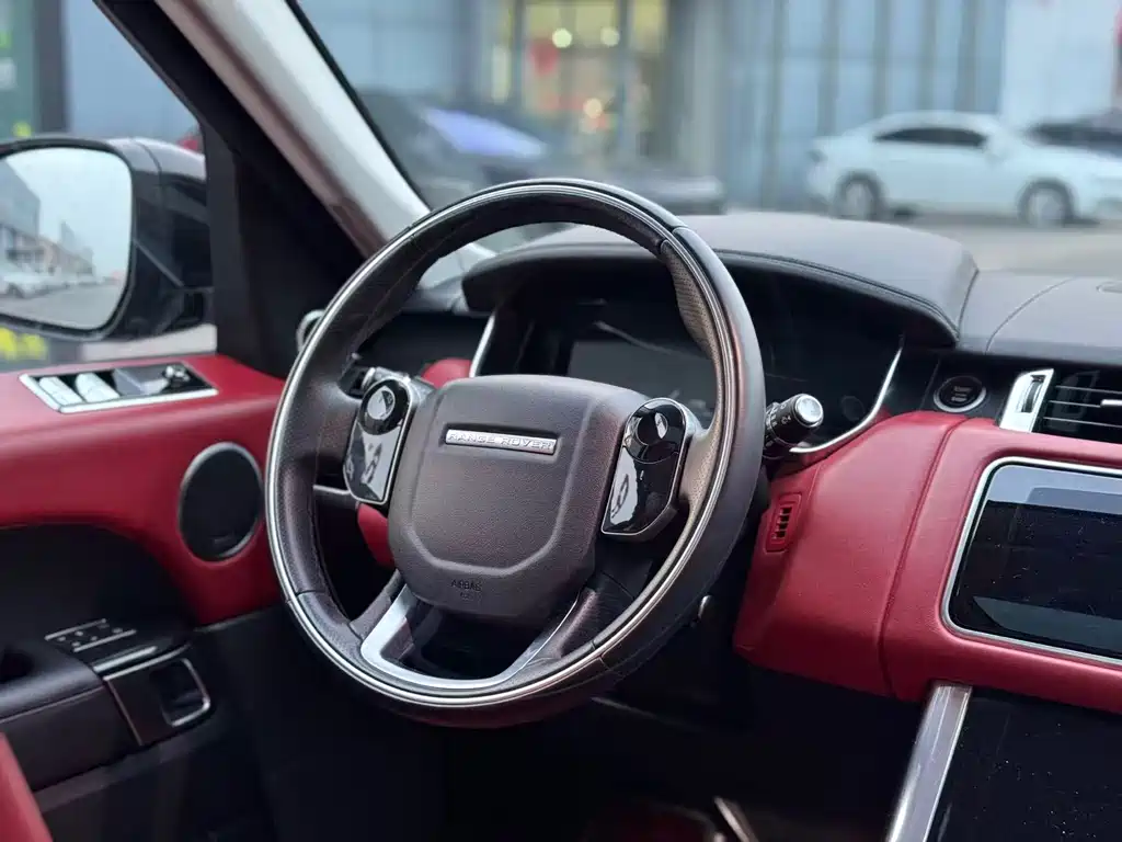 Land Rover Sport 2022