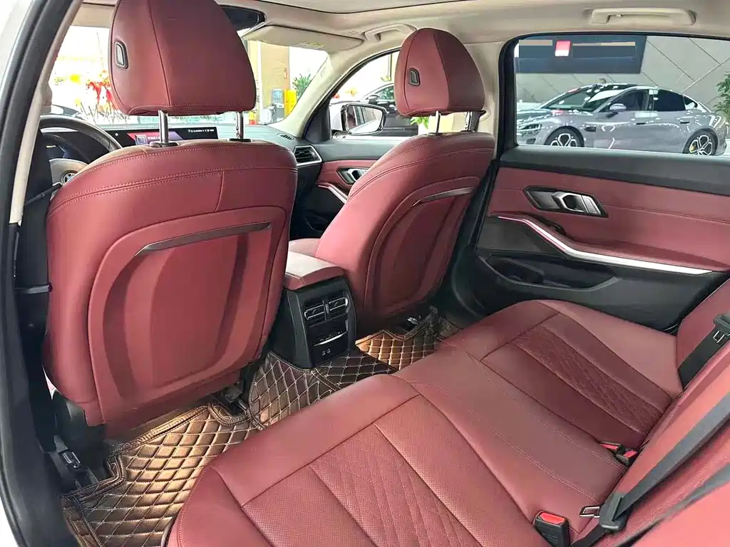BMW 3 Series 2023