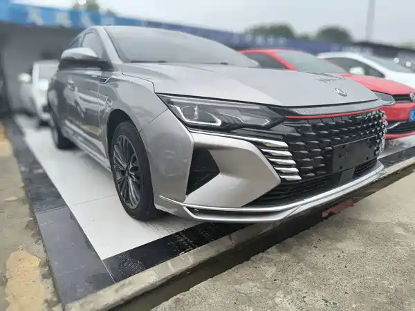 Dongfeng Yixuan MAX 2021