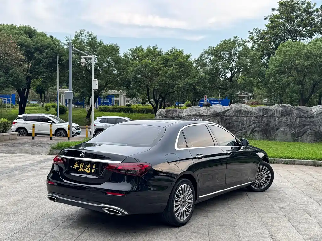 Mercedes-Benz E-Class 2023