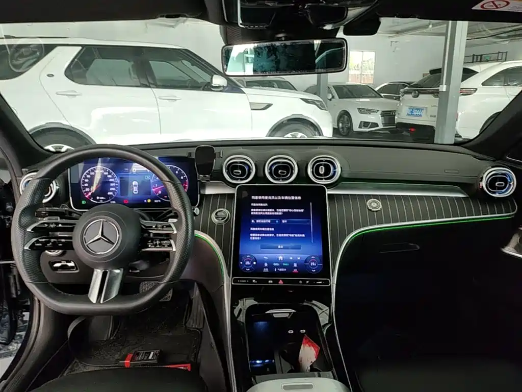 Mercedes-Benz C-Class 2023 — фото 10