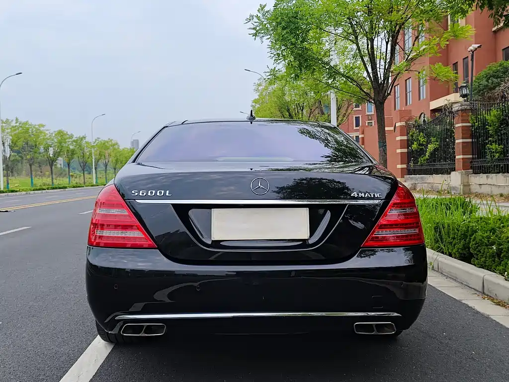 Mercedes-Benz S-Class 2010 — фото 20