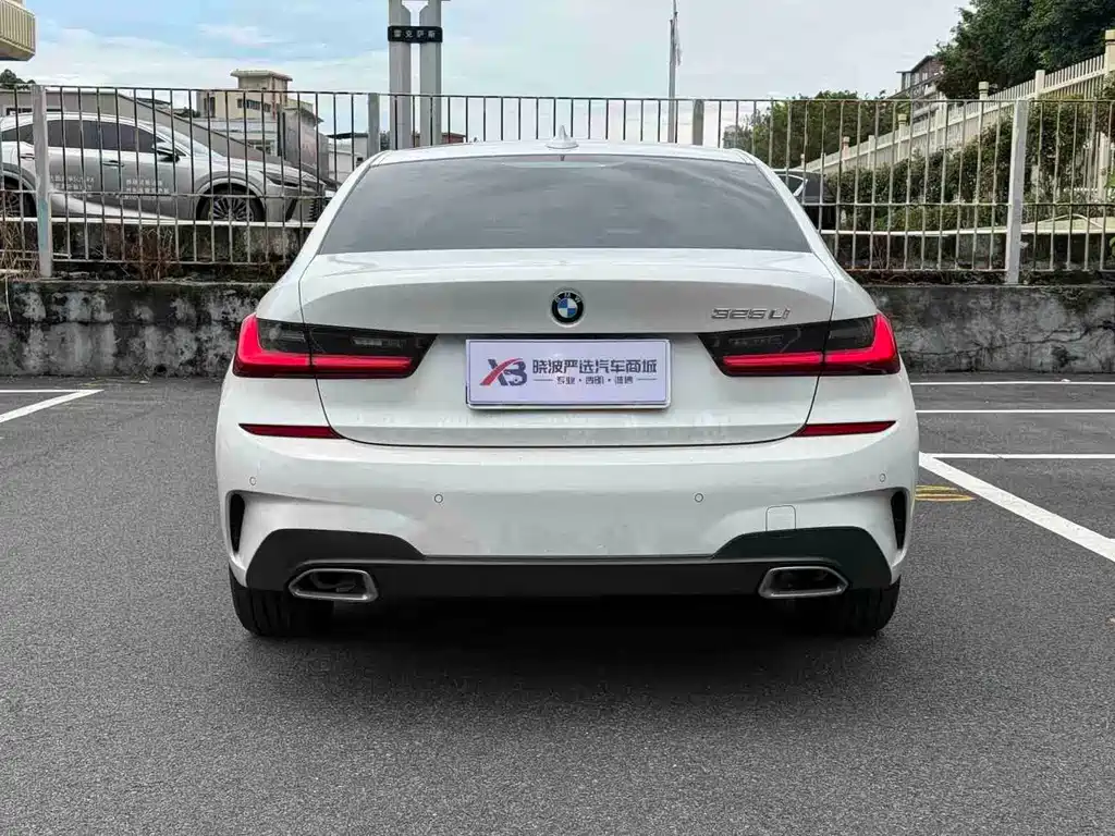 BMW 3 Series 2021