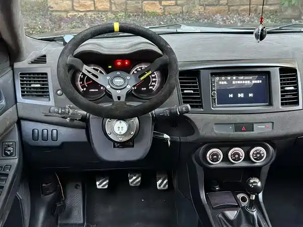 Mitsubishi Lancer EX 2011