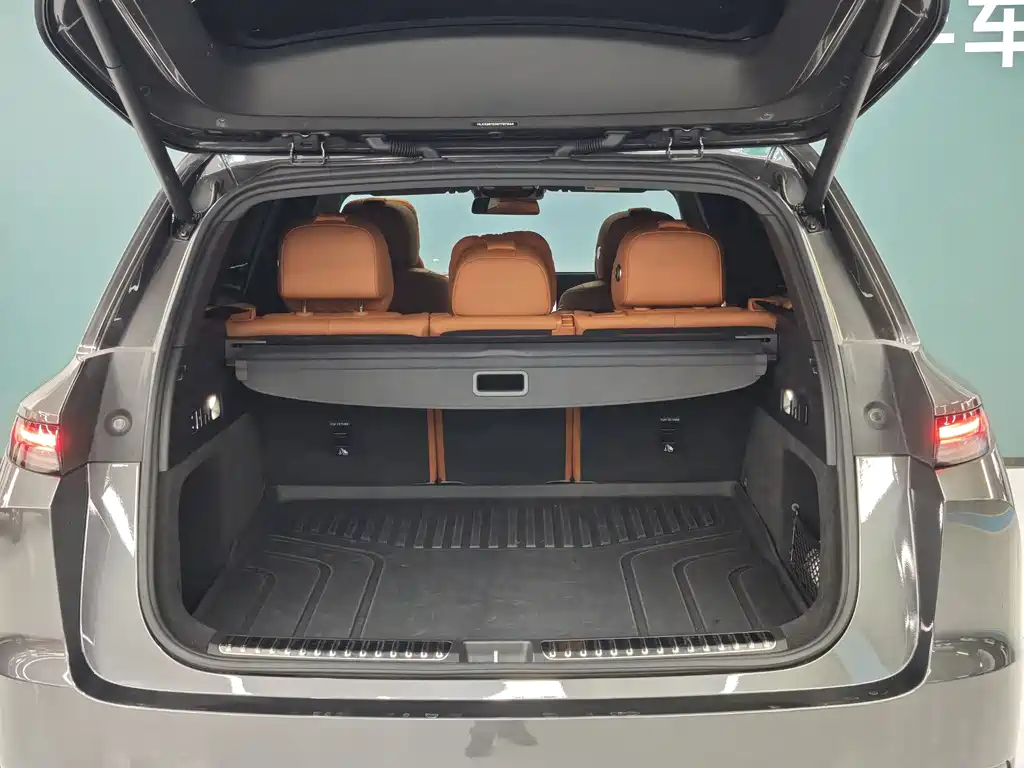 Li Auto Li L7 2025