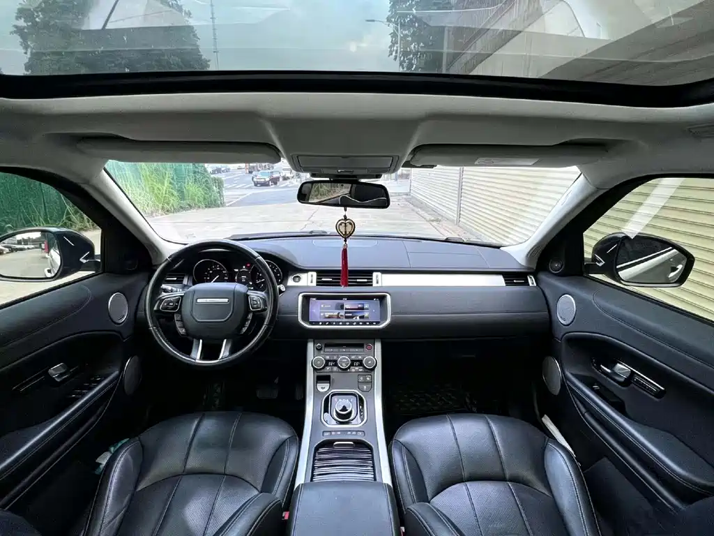 Land Rover Evoque 2017 — фото 5