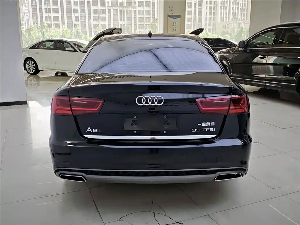 Audi A6L 2018 — фото 6
