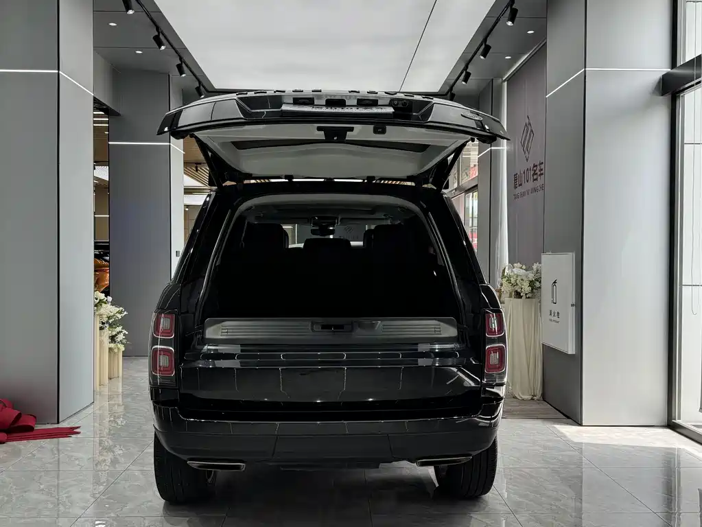 Land Rover Range Rover 2019 — фото 25