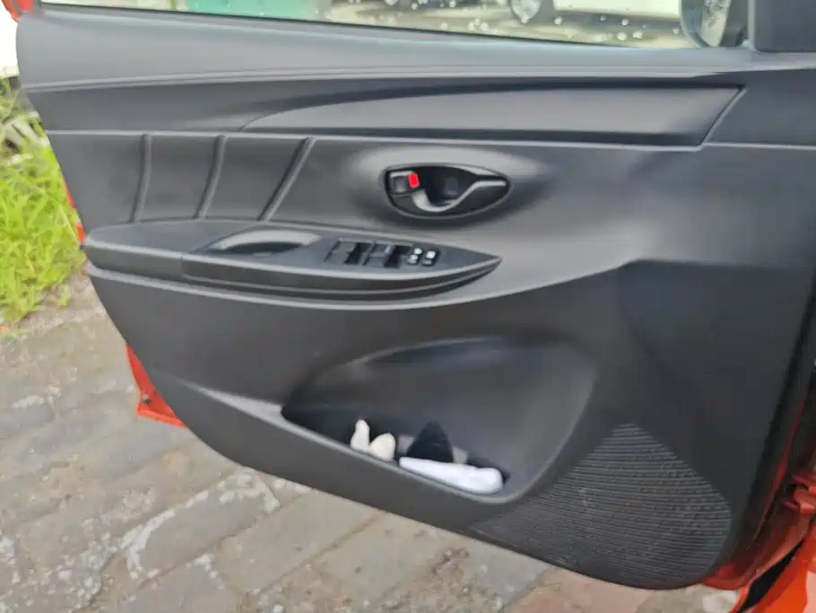 Toyota Yaris L 2017