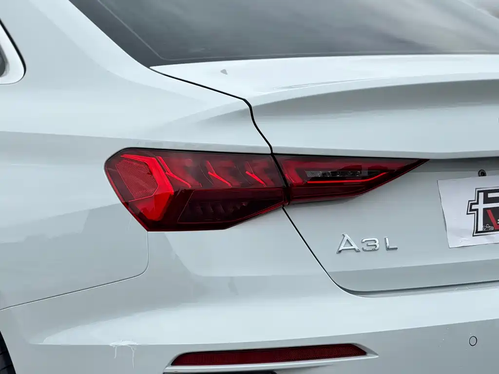 Audi A3 2021 — фото 27