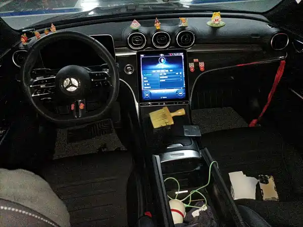Mercedes-Benz C-Class 2023