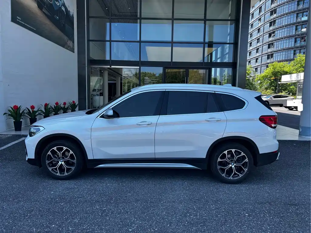 BMW X1 2023 — фото 4