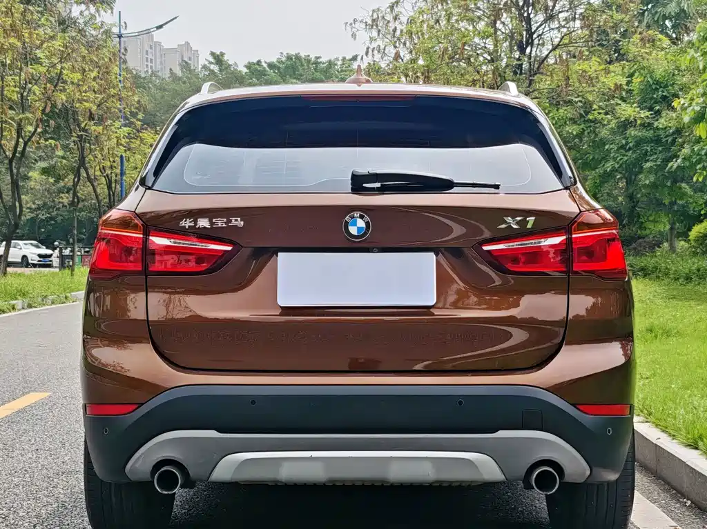 BMW X1 2017 — фото 14