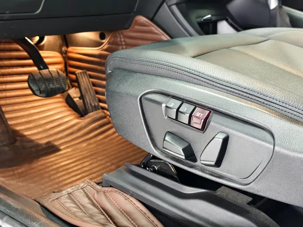 BMW X1 2019 — фото 17