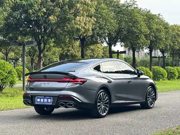 MG7 2025
