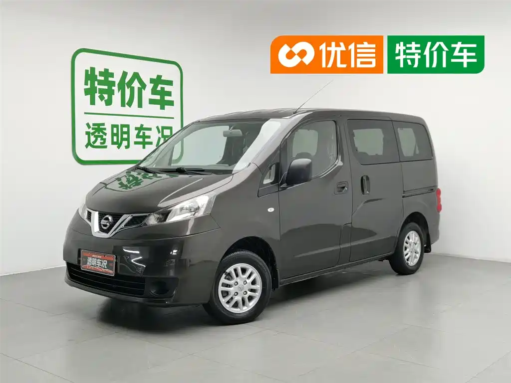 Nissan NV200 2014