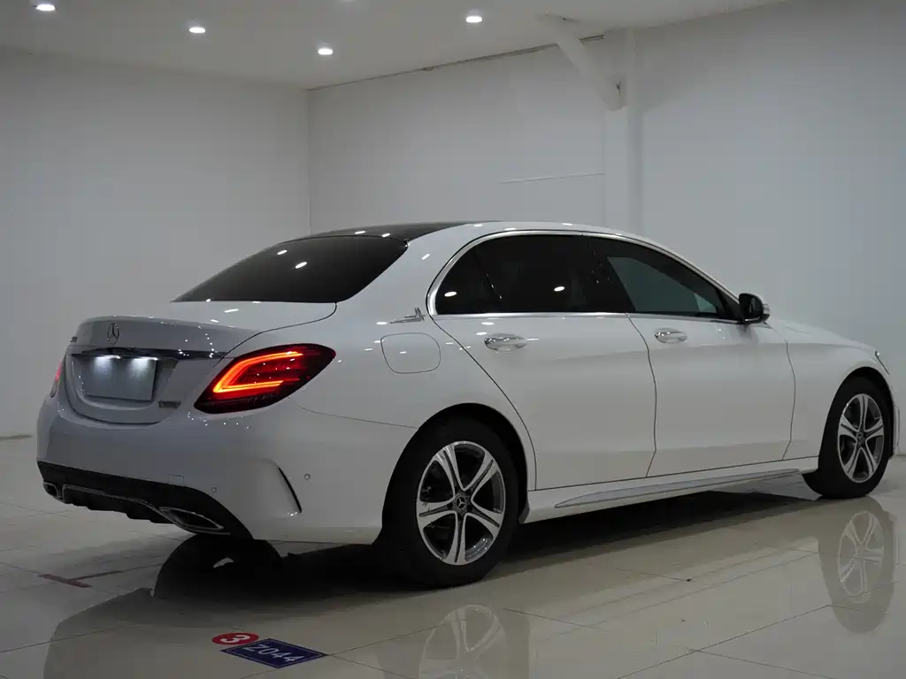 Mercedes-Benz C-Class 2019