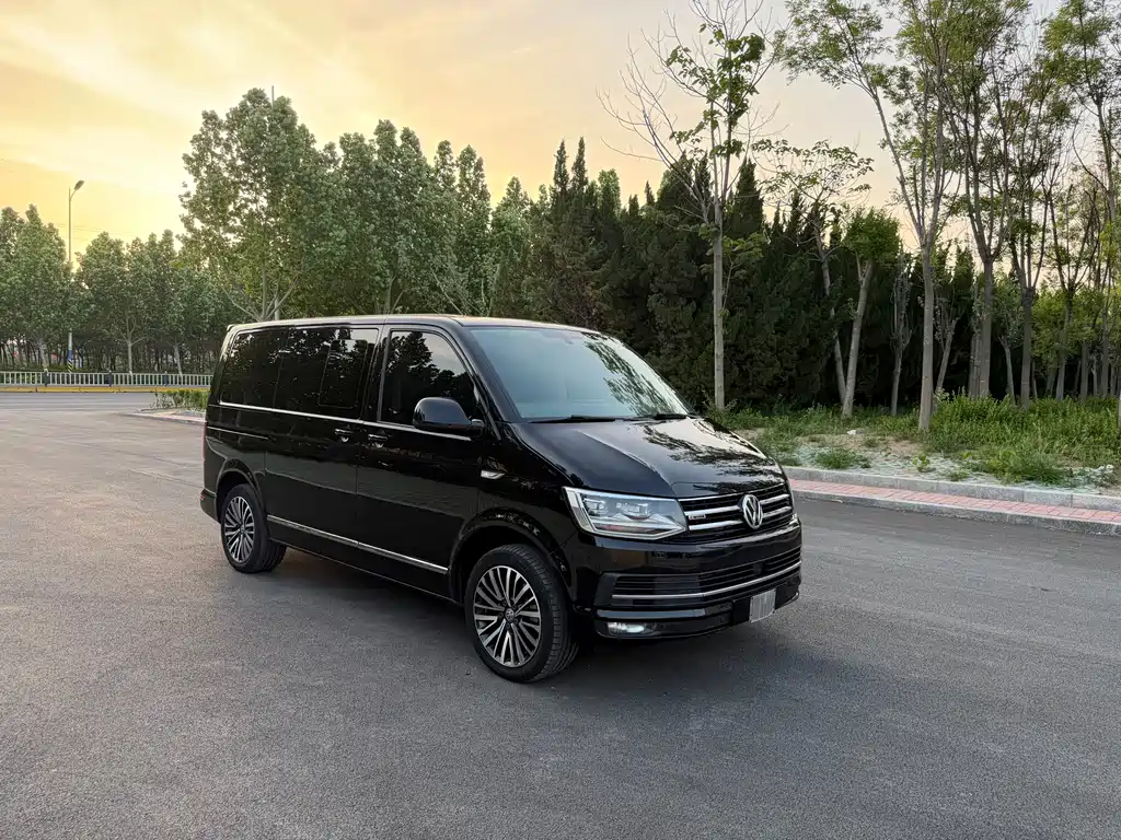 Volkswagen Multivan 2019 — фото 3