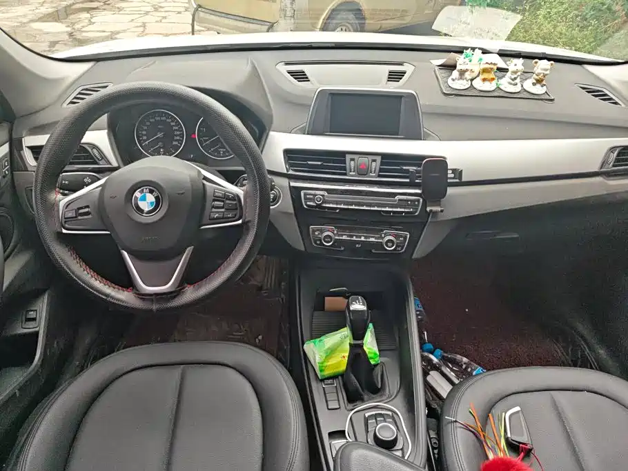 BMW X1 2018 — фото 12