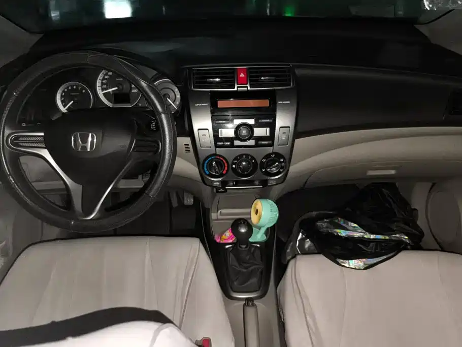 Honda City Classic 2012 — фото 12