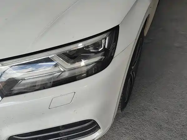 Audi Q5L 2020
