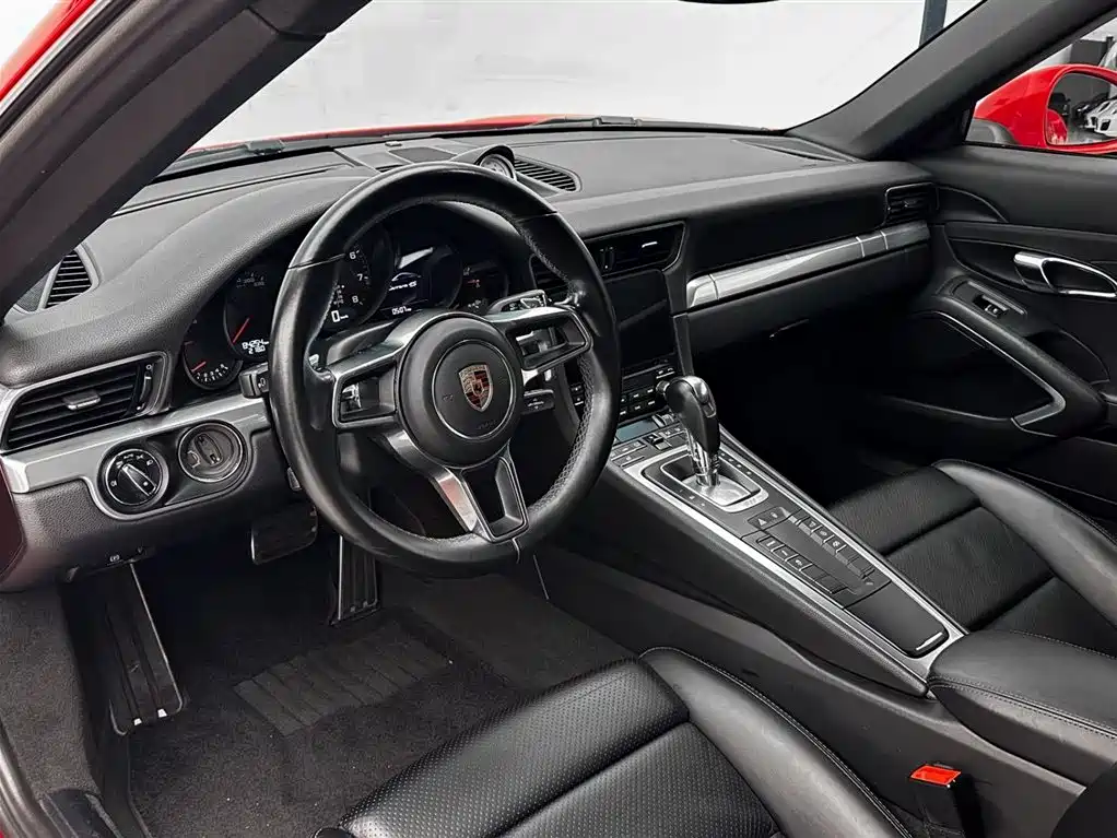 Porsche 911 2016 — фото 10