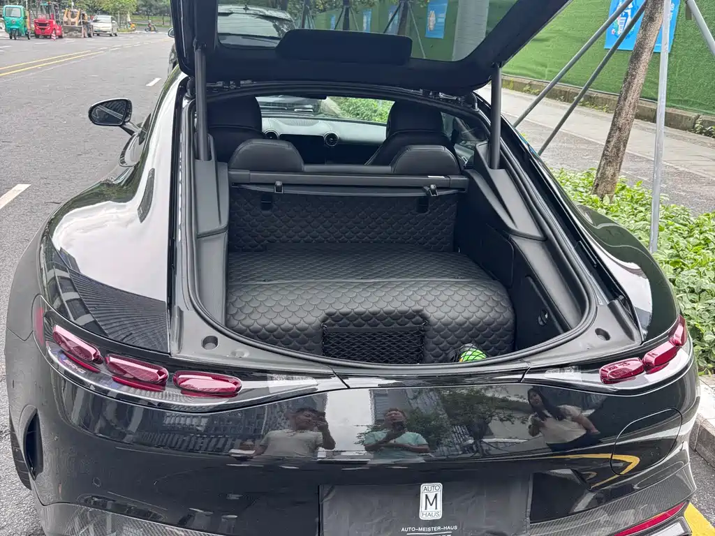 Mercedes-Benz AMG GT EV 2025 — фото 13