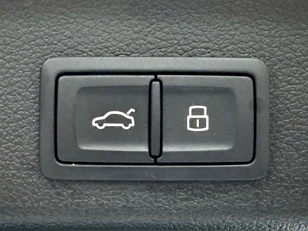 Audi Q3 2022 — фото 18