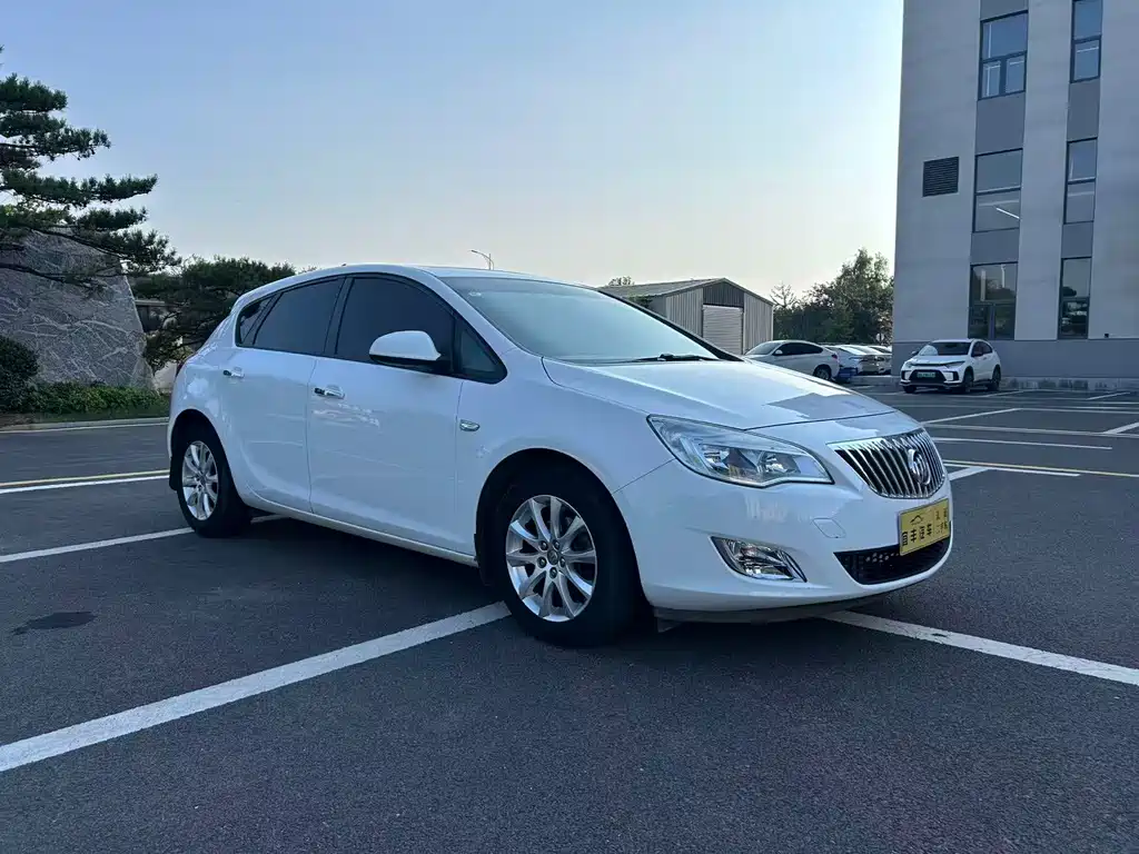 Buick Excelle 2014