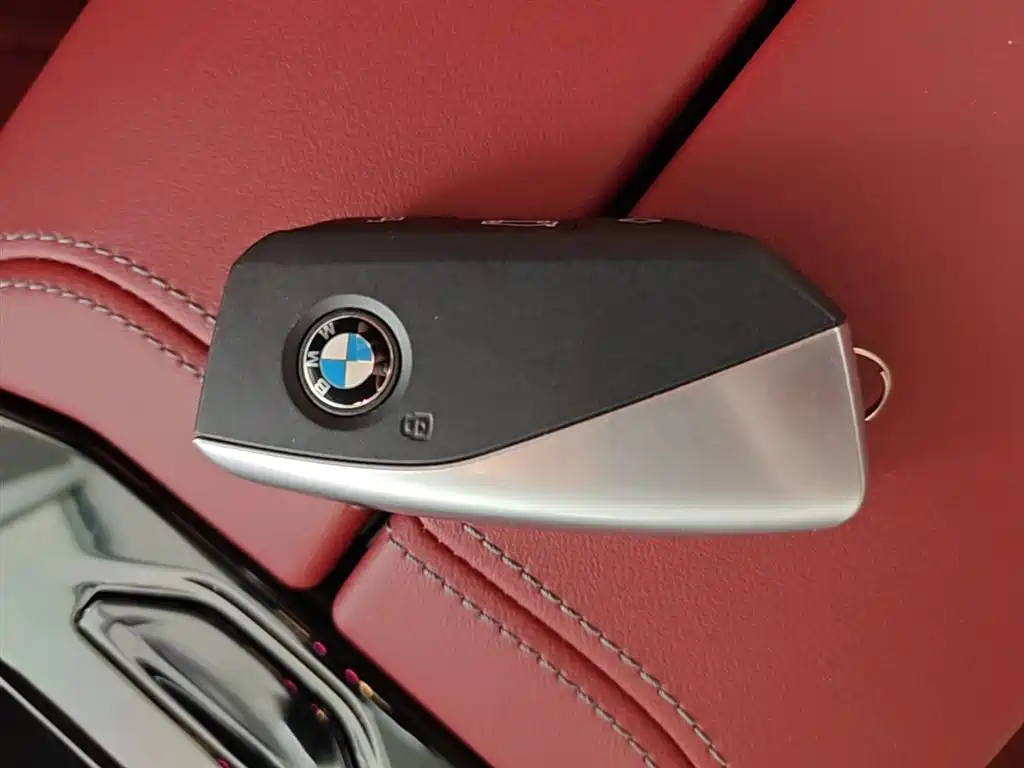 BMW 5 Series 2024 — фото 9
