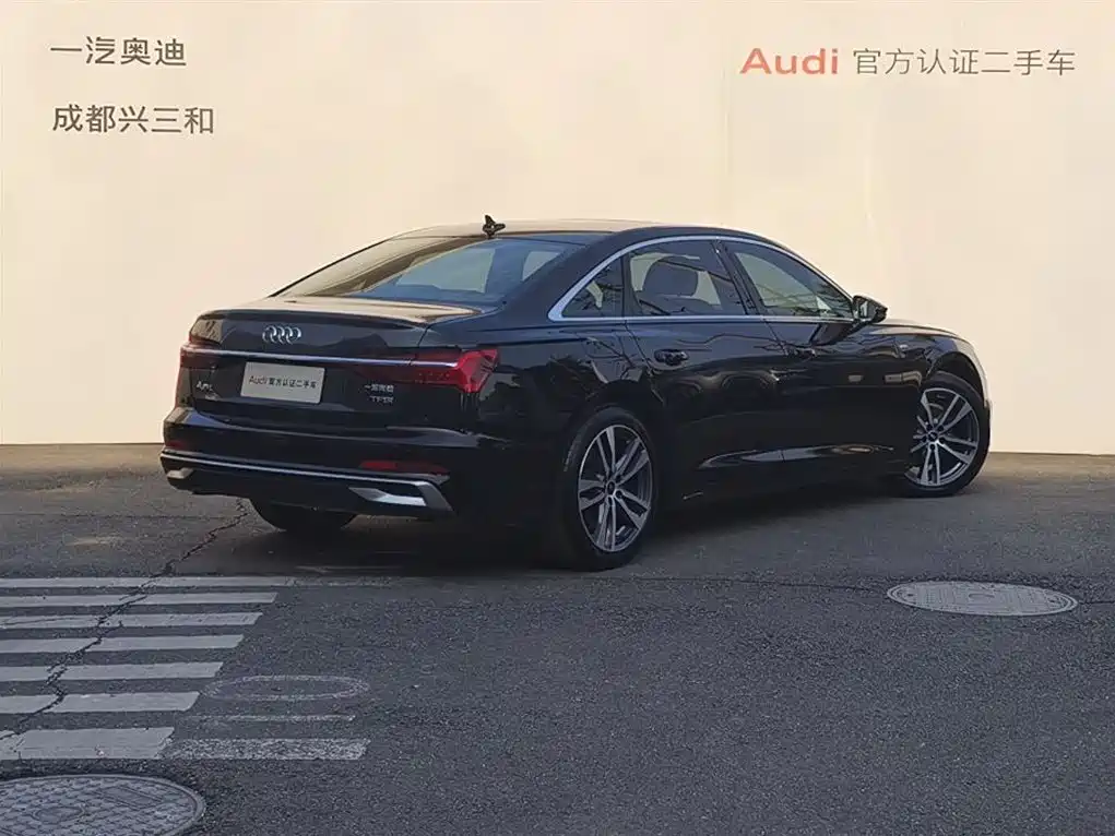 Audi A6L 2025 — фото 4