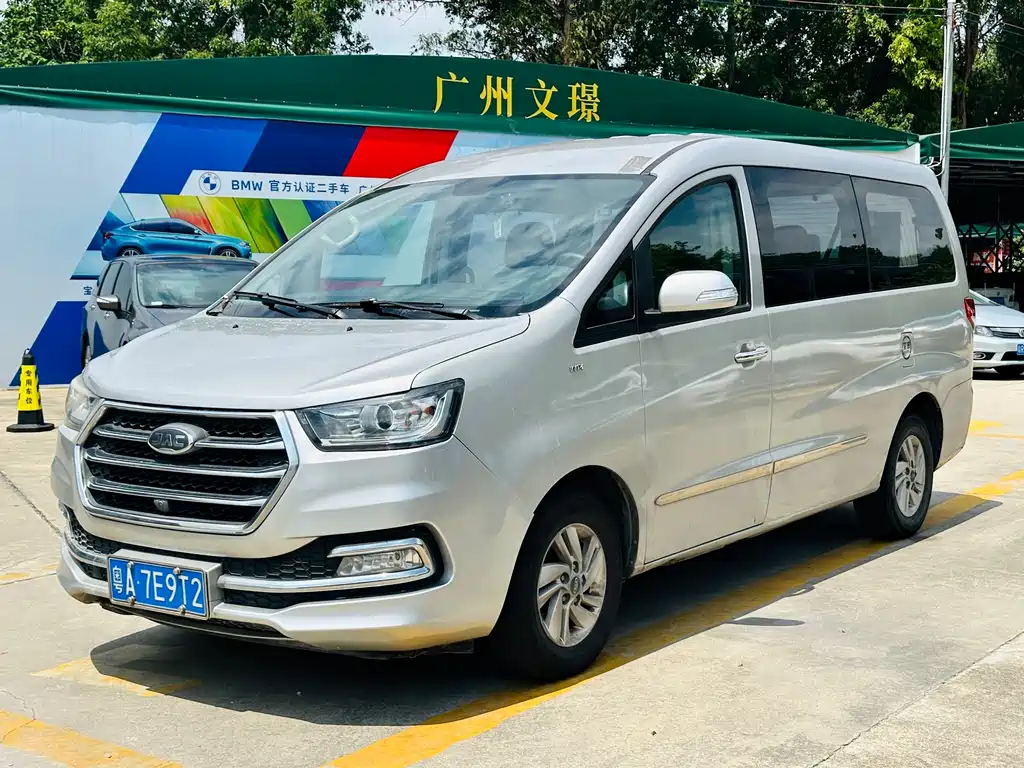JAC Ruifeng M4 2017 — фото 1