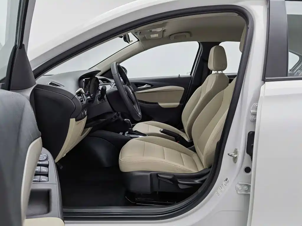 Buick Excelle 2023 — фото 10