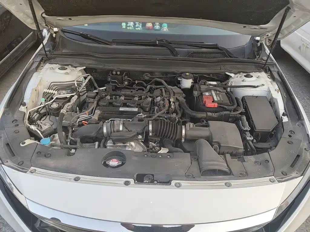 Honda Accord 2018 — фото 11