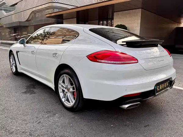 Porsche Panamera 2014