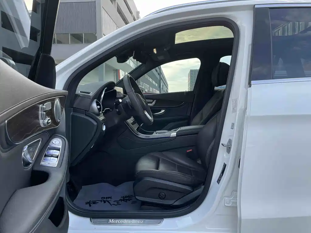 Mercedes-Benz GLC 2020 — фото 10