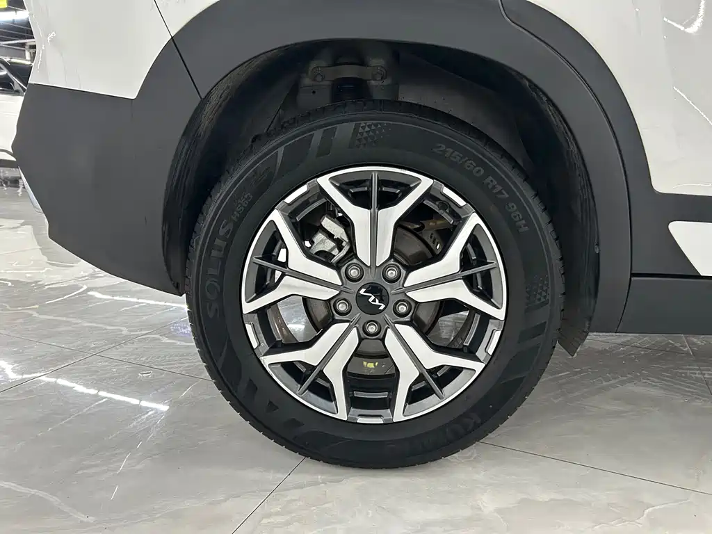 Kia KX3 2022 — фото 8