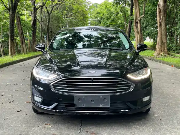Ford Mondeo 2021