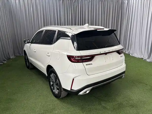 Geely Vision X6 2022