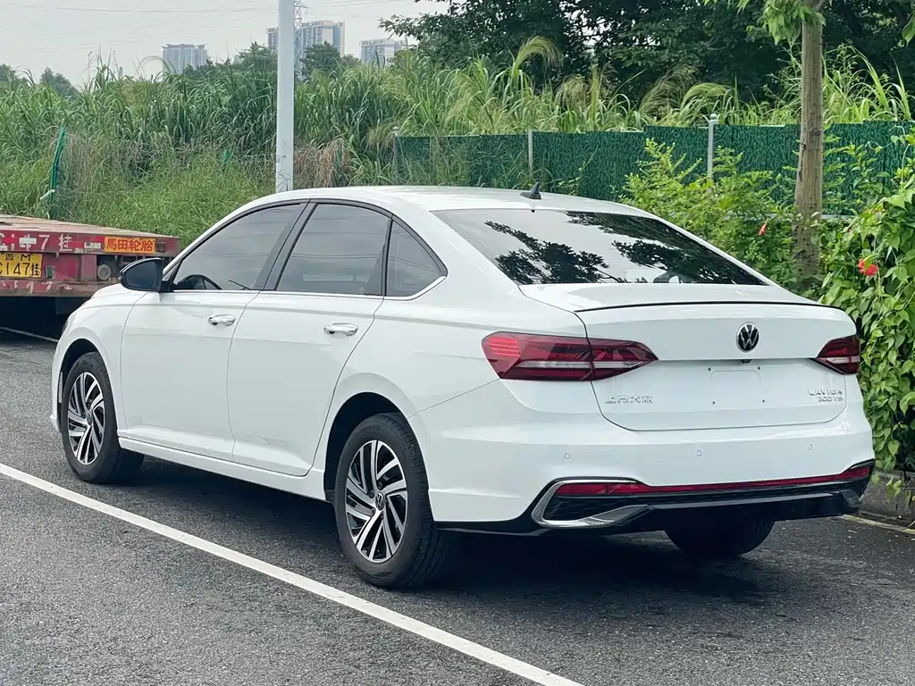 Volkswagen Lavida 2024