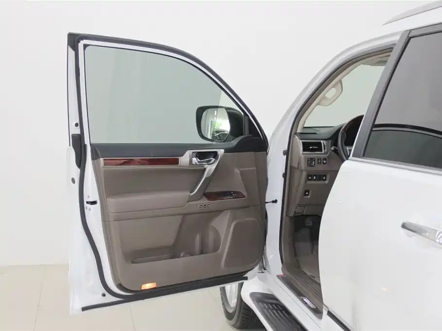 Lexus GX 2012